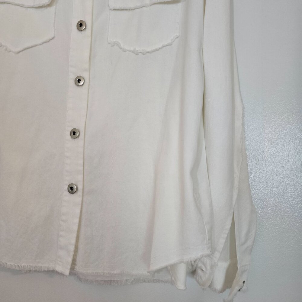 NWT Willow & Clay White Pearl Ebellished Denim Shirt Shacket LS Size Small - Picture 6 of 16